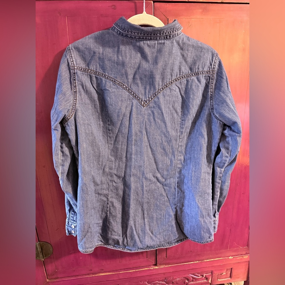 Wrangler Retro Denim Shirt Western Accents Pearl Snaps Excellent Used Condition - Picture 2 of 5